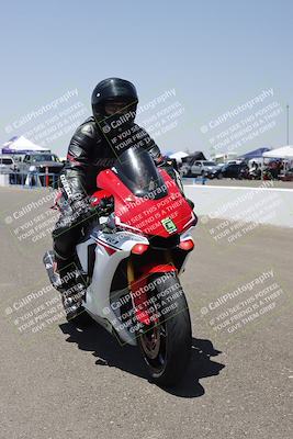 media/Jun-07-2025-TrackDaz (Sat) [[4413525952]]/C Group/grid/